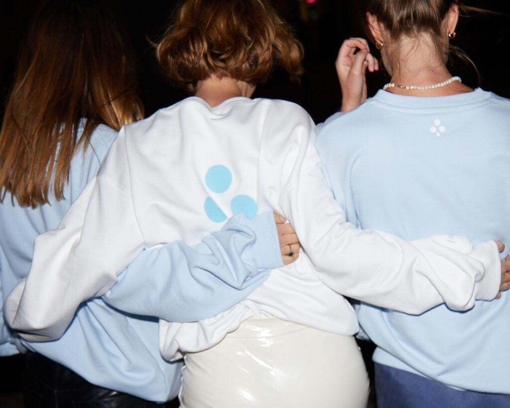 Sweatshirt The Odder Side x Charlotte Blue